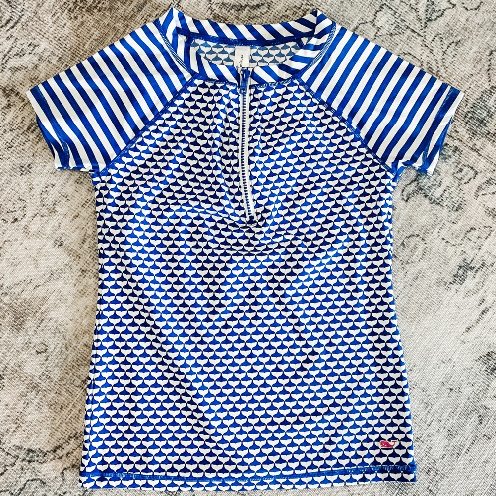 New women’s Vineyard Vines Swim Shirt rash guard
